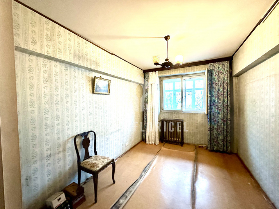 Vanzare apartament decomandat  3 camere - 70 mp - necesita renovare - Dorobanti