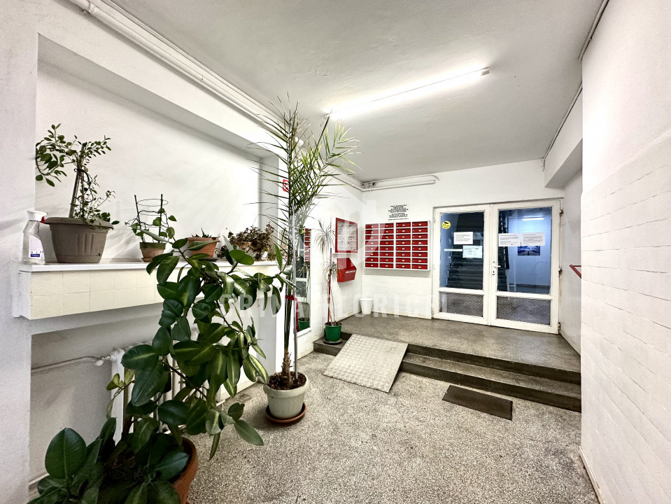 Vanzare apartament decomandat  3 camere - 70 mp - necesita renovare - Dorobanti