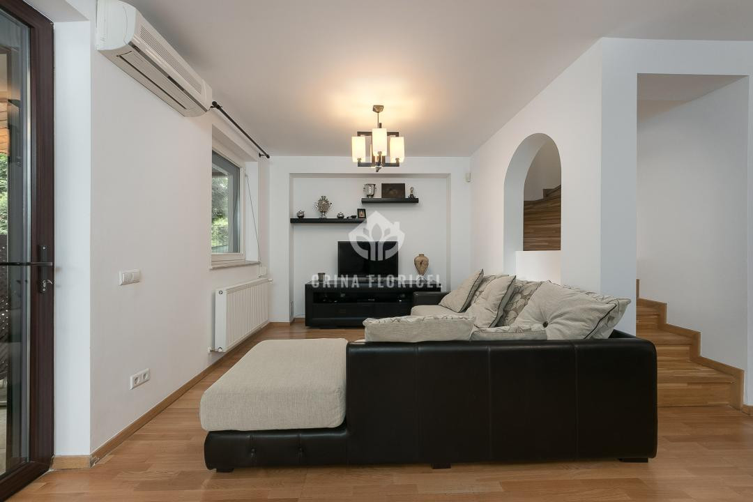 Inchiriere vila 6 camere - 200 mp utili - complex cu bariera - FLOREASCA