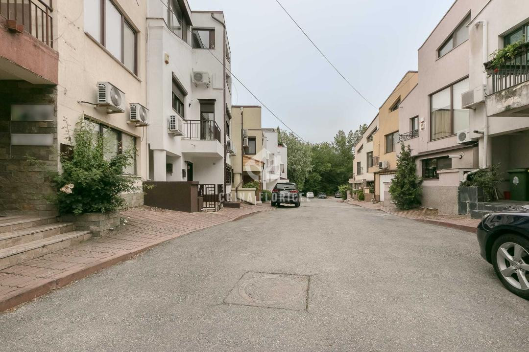 Inchiriere vila 6 camere - 200 mp utili - complex cu bariera - FLOREASCA