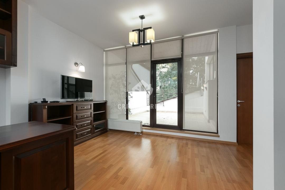 Inchiriere vila 6 camere - 200 mp utili - complex cu bariera - FLOREASCA