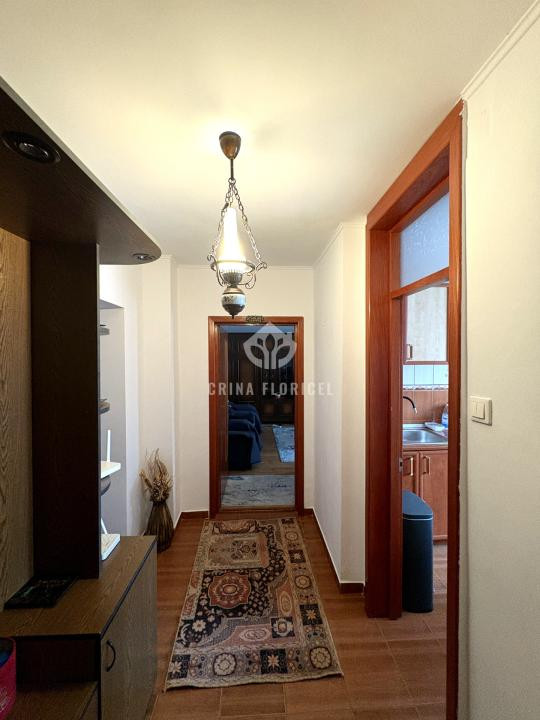 Apartament 3 camere - decomandat - 80 mp - igienizat - UNIRII / NERVA TRAIAN