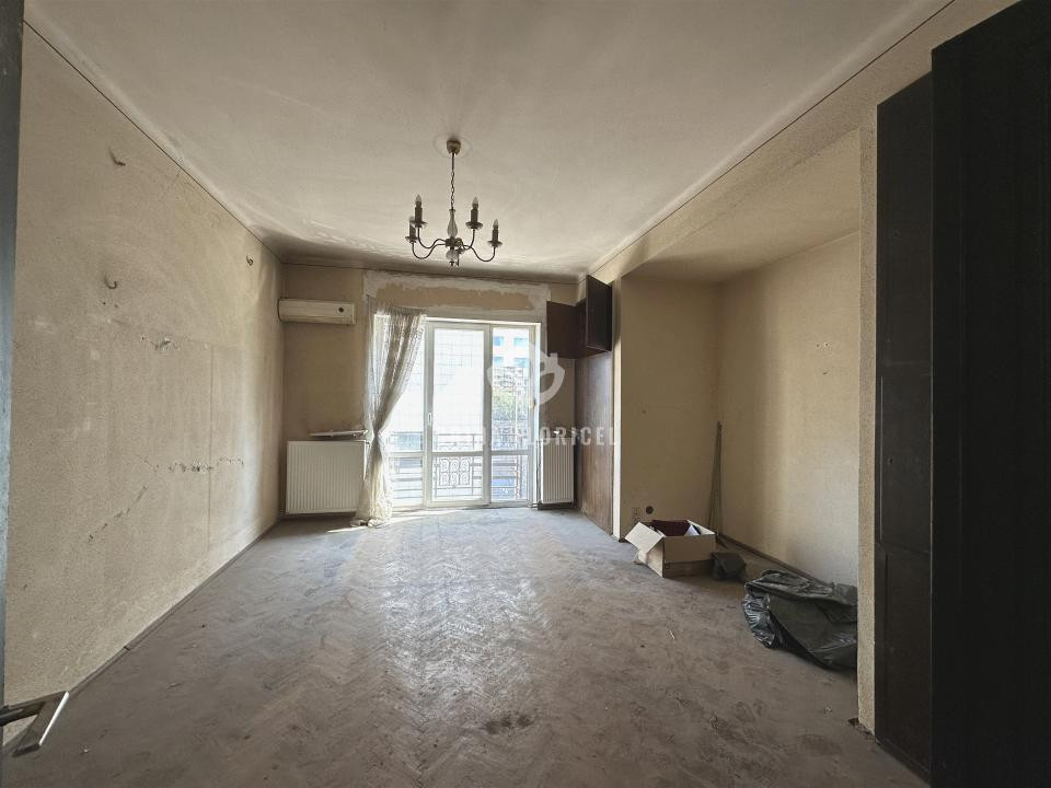 Vanzare 4 camere - 117 mp - super locatie - Calea Victoriei - hotel Novotel
