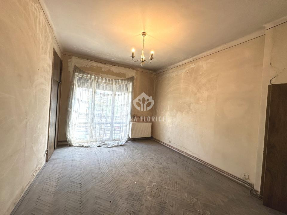 Vanzare 4 camere - 117 mp - super locatie - Calea Victoriei - hotel Novotel