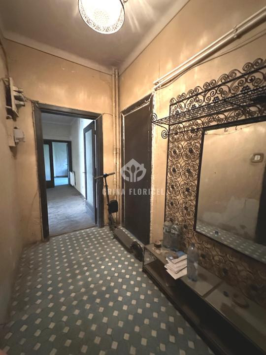Vanzare 4 camere - 117 mp - super locatie - Calea Victoriei - hotel Novotel