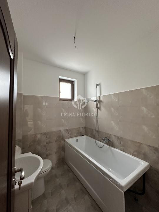 Inchiriere vila nemobilata - 168 mp - complex - Bragadiru - Str Diamantului