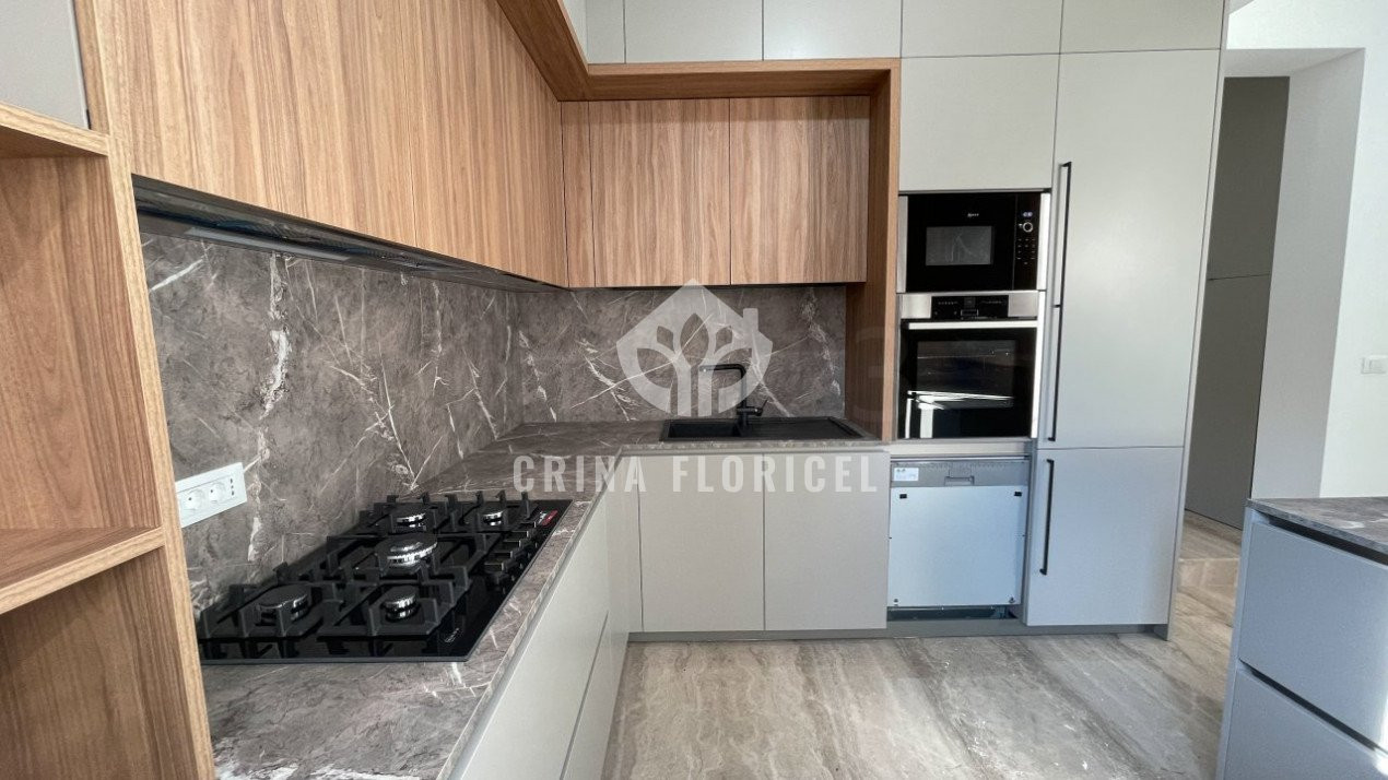 Vanzare vila complet renovata 2023 - suprafata 625 mp - Primaverii