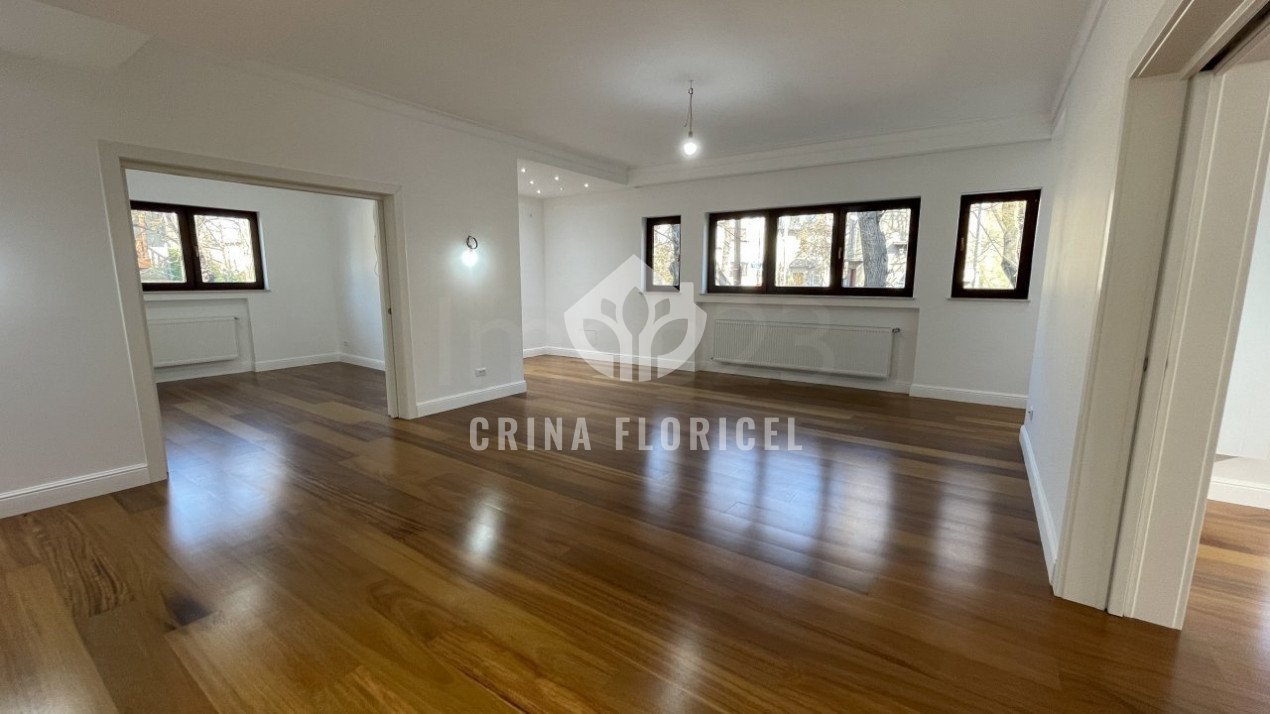 Vanzare vila complet renovata 2023 - suprafata 625 mp - Primaverii