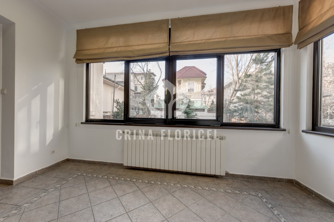 Inchiriere 7 camere la Parter in vila, curte privata 300 mp - Dorobanti Capitale