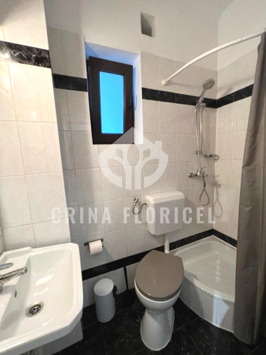De inchiriat Vilă, 4 camere, 3 dormitoare, Curte /grădină, Herăstrău- Primaverii