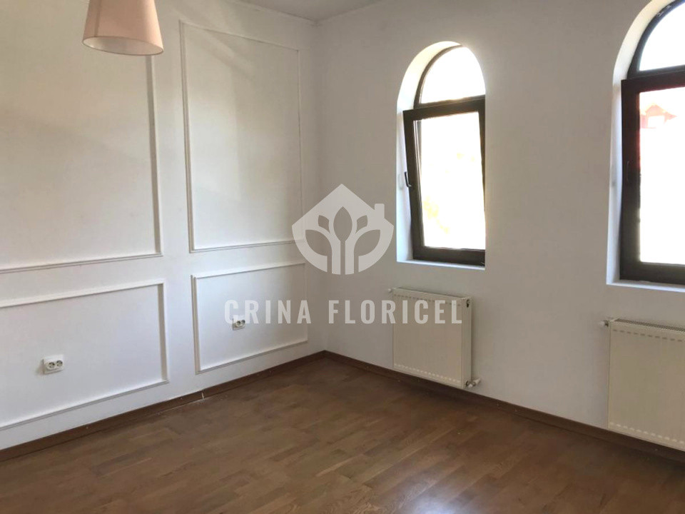 Vilă deosebită 350 mp, curte & Grădină, 2 Parcări, zona Kiseleff