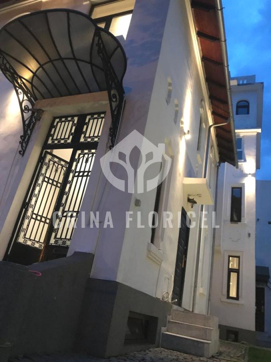 Vilă deosebită 350 mp, curte & Grădină, 2 Parcări, zona Kiseleff