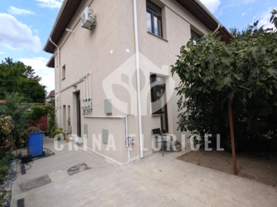 Apartament 5 Camere în Vilă , 160 mp Utili, Etaj 1 + Mansardă , zona Floreasca