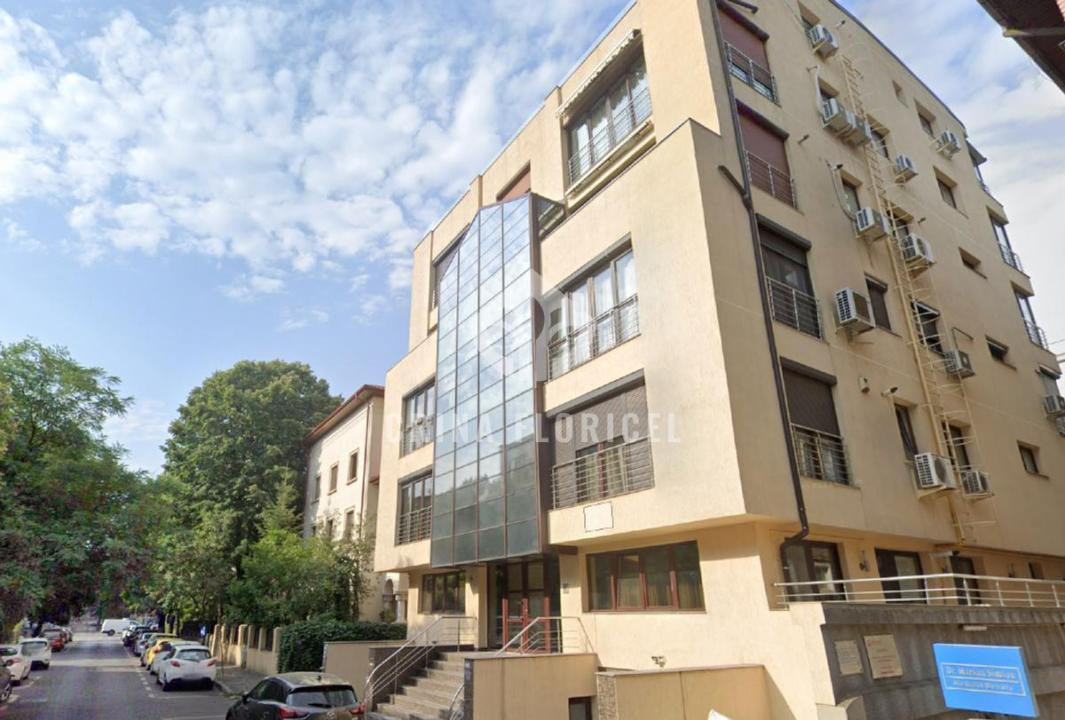 De vanzare apartament 3 camere ,terasă 31 mp ,imobil 2005, zona Dorobanti