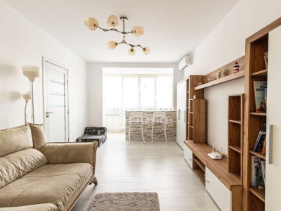 Inchiriere apartament 3 camere  ,vedere superbă , bloc anvelopat, zona Floreasca