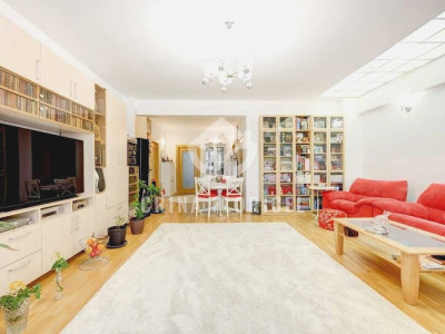 Apartament 4 camere ,200 mp utili, 3 băi, 2 parcări , zona Floreasca