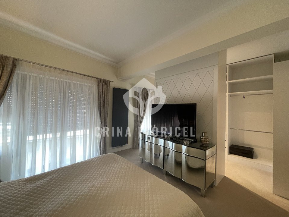 Inchiriere PENTHOUSE spectaculos Herastrau- 6 camere - 200 mp - terase 200 mp
