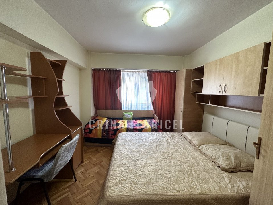 OPORTUNITATE !!! Vanzare apartament 4 camere - 100 mp utili - Piata Victoriei