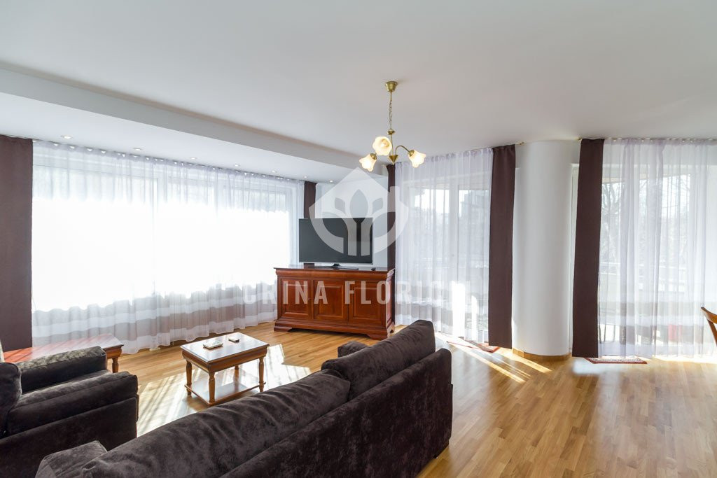 Inchiriere 4 camere - loc parcare - Primaverii 