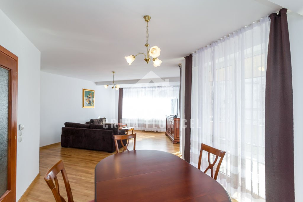 Inchiriere 4 camere - loc parcare - Primaverii 
