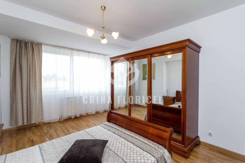 Inchiriere 4 camere - loc parcare - Primaverii 