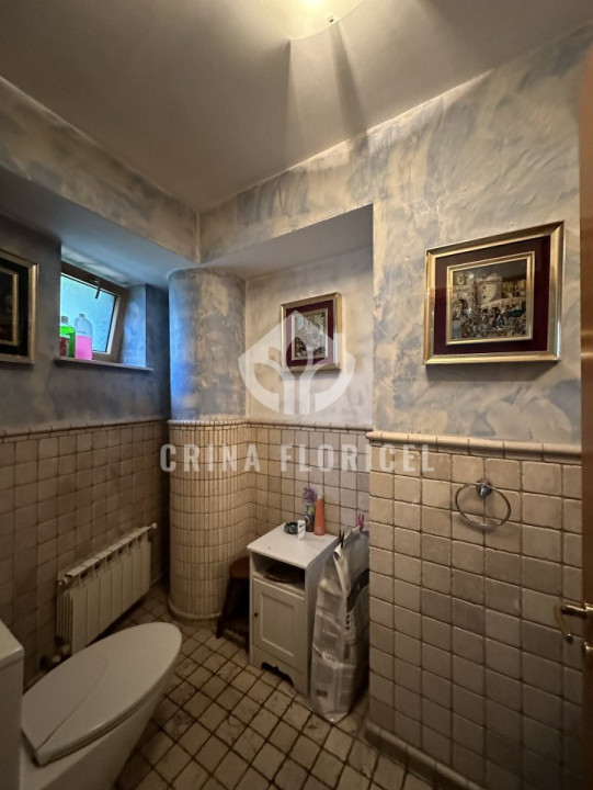 Vanzare Vila spectaculoasa cu cea mai frumoasa terasa de pe acoperis din Domenii