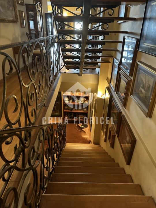 Vanzare Vila spectaculoasa cu cea mai frumoasa terasa de pe acoperis din Domenii