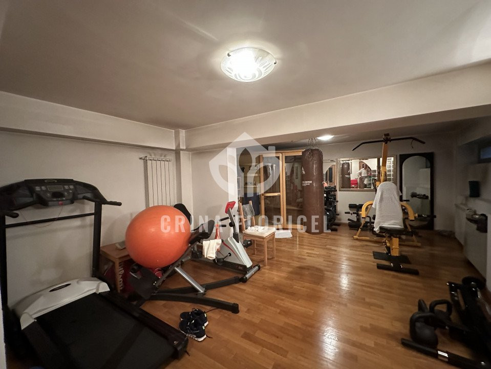 Vanzare Vila spectaculoasa cu cea mai frumoasa terasa de pe acoperis din Domenii