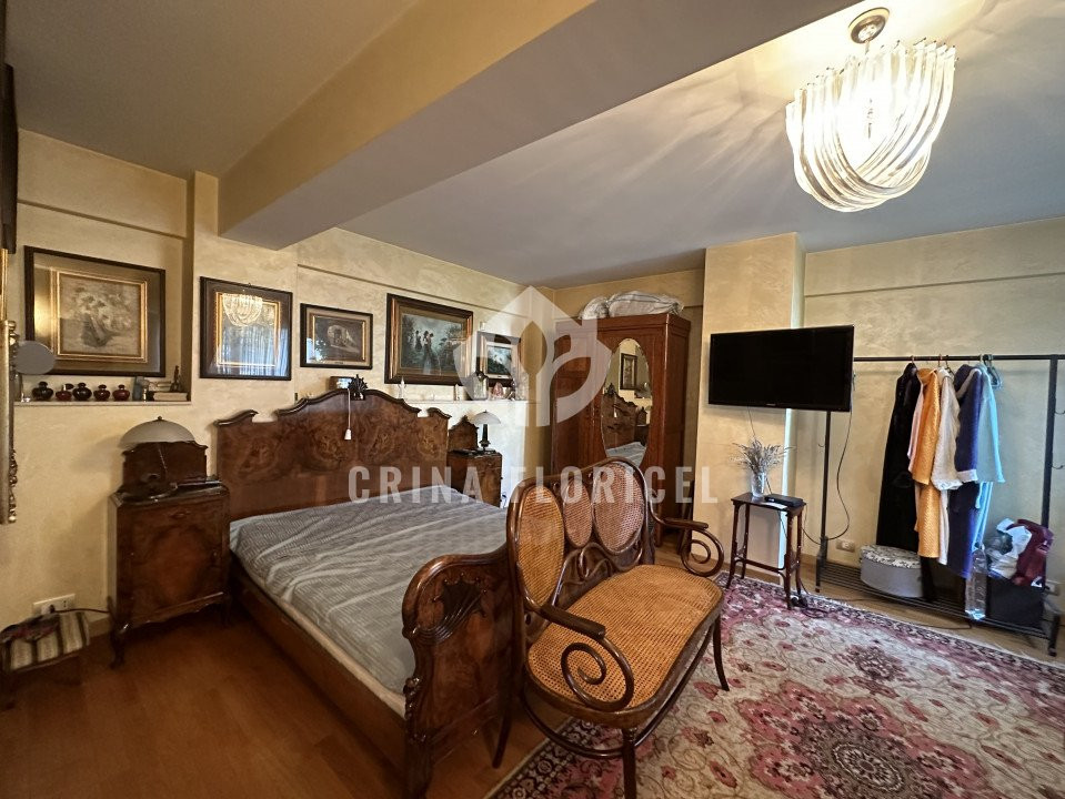 Vanzare Vila spectaculoasa cu cea mai frumoasa terasa de pe acoperis din Domenii