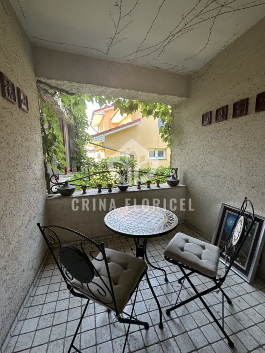 Vanzare Vila spectaculoasa cu cea mai frumoasa terasa de pe acoperis din Domenii