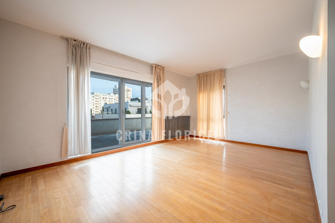 Penthouse 4 camere RENOVAT , terase 97 mp - Dorobanti Capitale