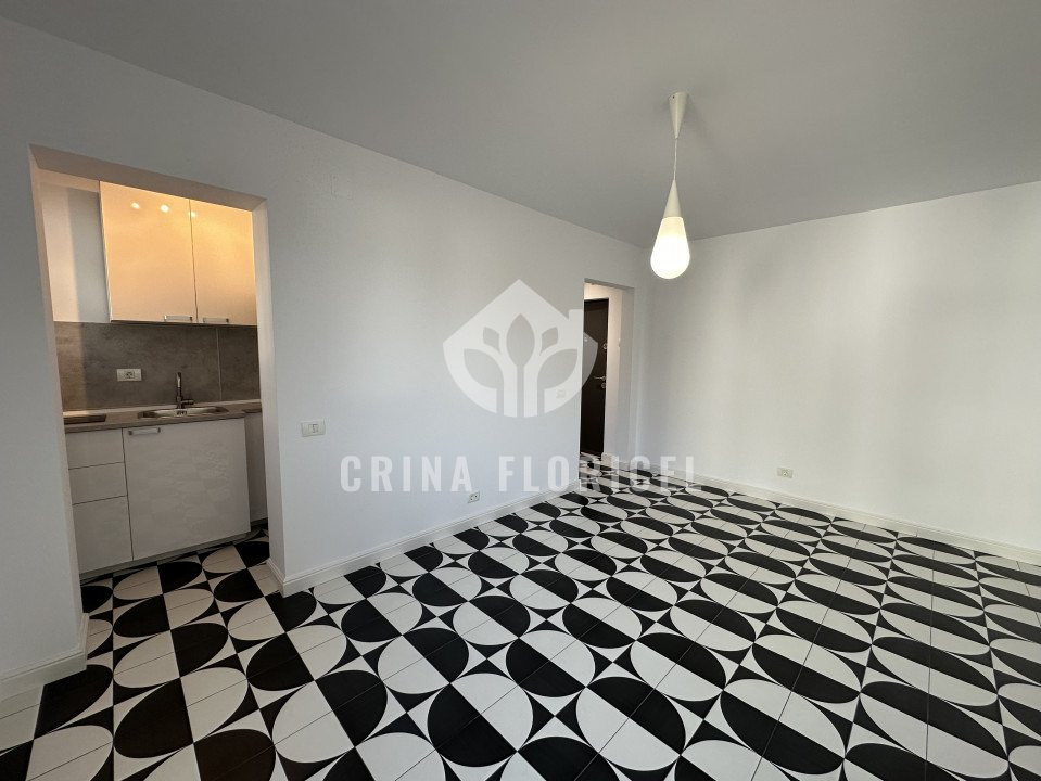 Inchiriere garsoniera renovata si nemobilata, pretabila pentru birou - Floreasca