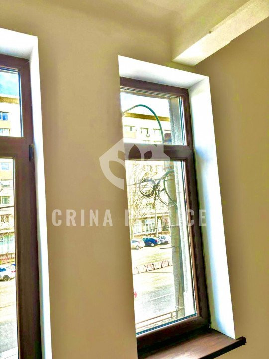 Vanzare 2 camere 54 mp , boxa 12,40 mp, curte 33,35 mp  - Calea Grivitei