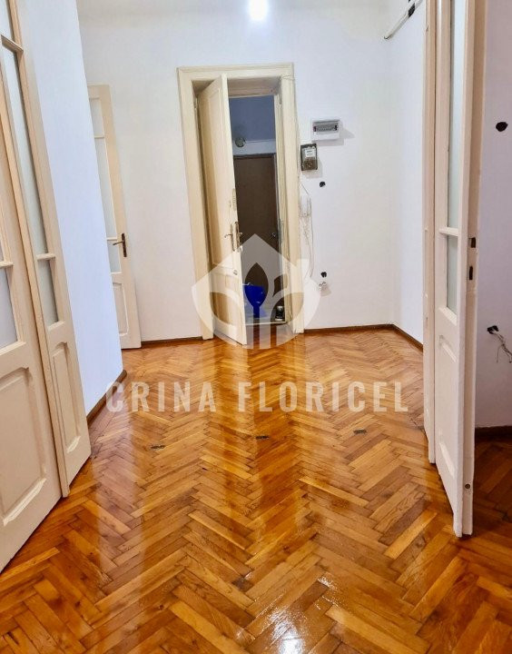 Vanzare 2 camere 54 mp , boxa 12,40 mp, curte 33,35 mp  - Calea Grivitei