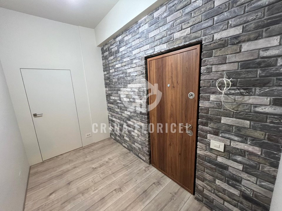 Inchiriere 3 camere - birouri - renovat integral - P-ta Universitatii 