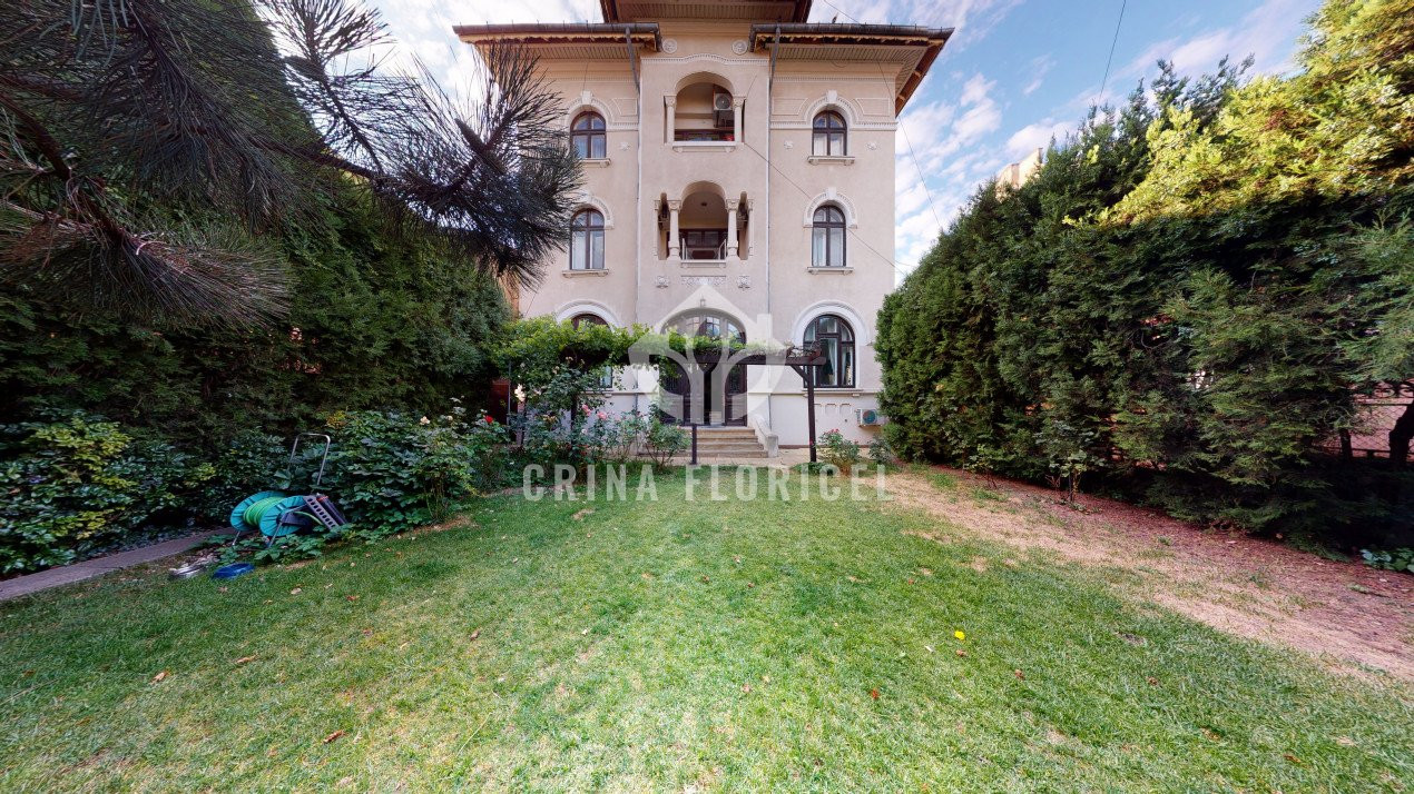 Inchiriere vila renovata, 406 mp, curte 150 mp - zona Pache Protopopescu