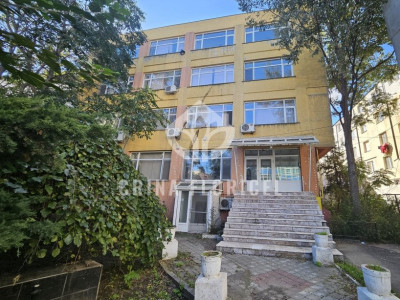 Vanzare cladire comerciala situata ultracentral - Constanta