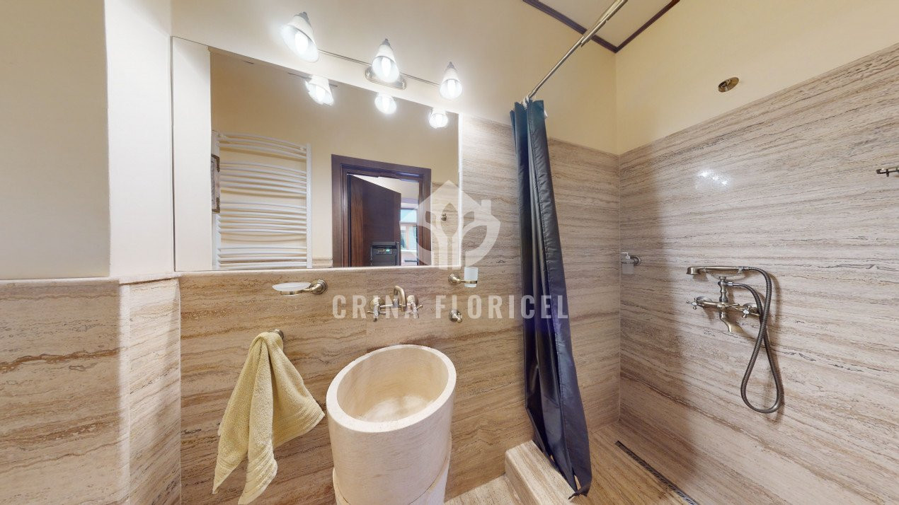 Vila 6 camere, suprafata utila 240 mp, curte - birouri / rezidential - Dorobanti