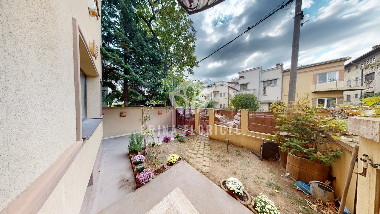 Vila 6 camere, suprafata utila 240 mp, curte - birouri / rezidential - Dorobanti