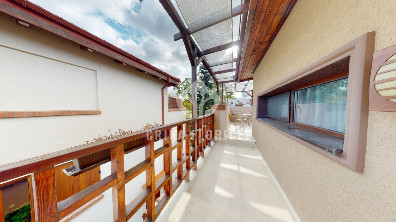 Vila 6 camere, suprafata utila 240 mp, curte - birouri / rezidential - Dorobanti