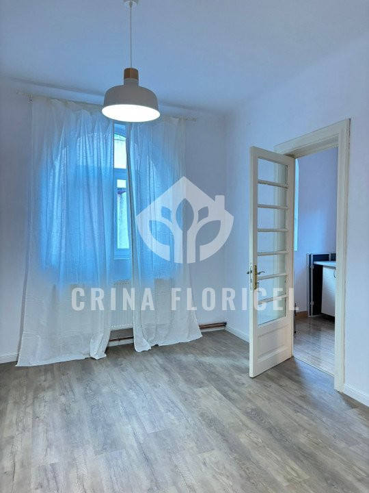 Inchiriere 3 camere la parter in vila - BIROURI - str Delea Veche