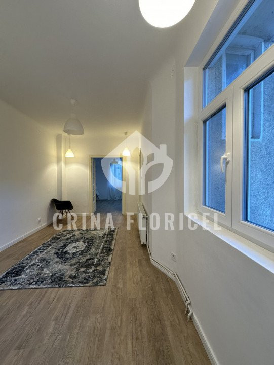 Inchiriere 3 camere la parter in vila - BIROURI - str Delea Veche