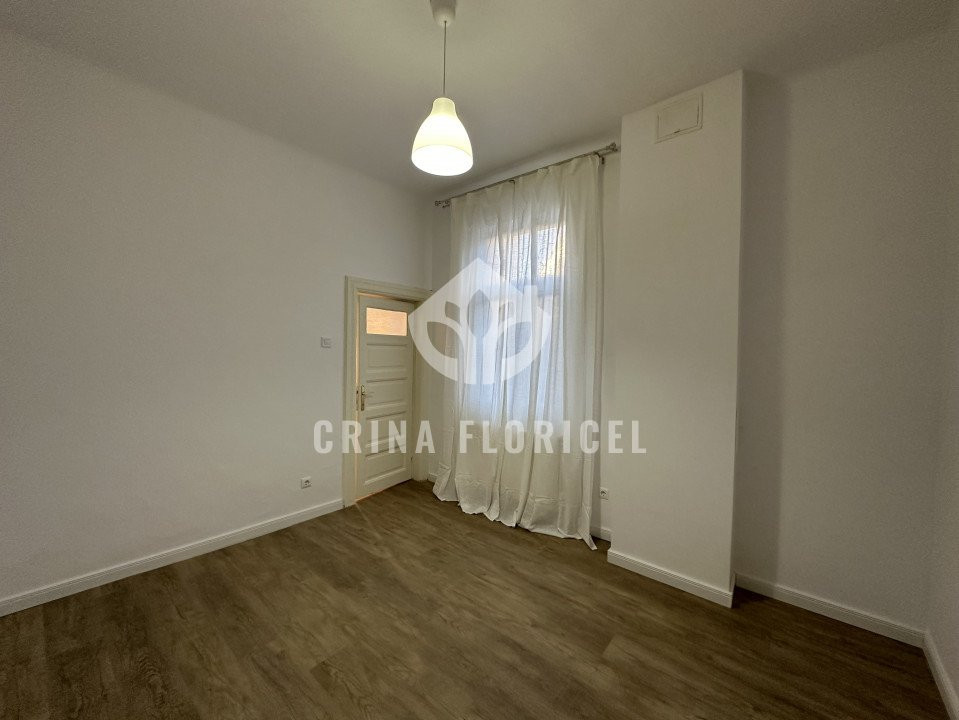 Inchiriere 3 camere la parter in vila - BIROURI - str Delea Veche
