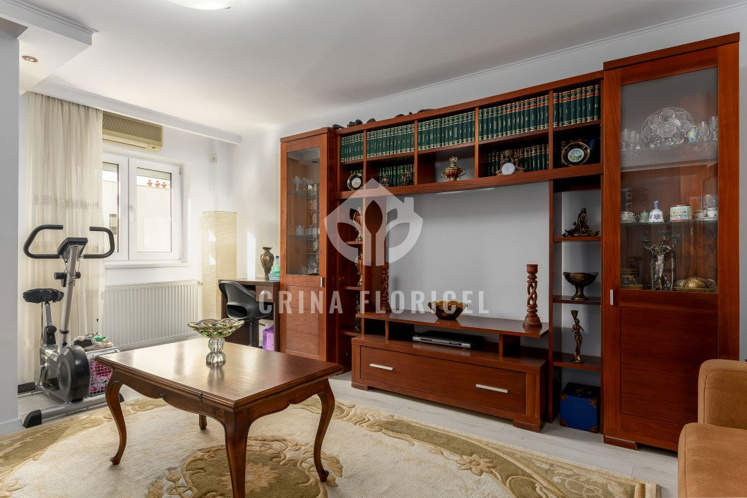 OPORTUNITATE - 5 camere zona Uverturii- str Tugulea - 10 minute metrou Lujerului