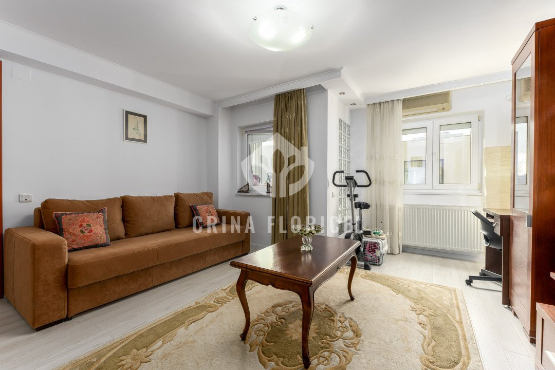 OPORTUNITATE - 5 camere zona Uverturii- str Tugulea - 10 minute metrou Lujerului