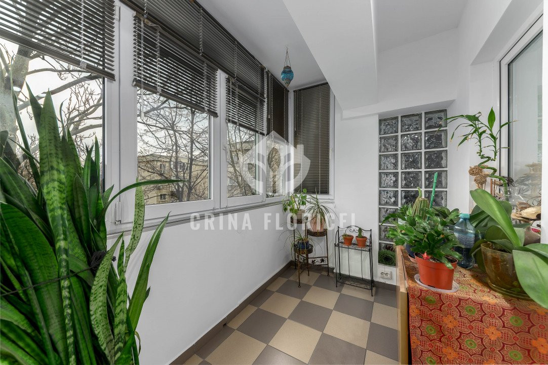 OPORTUNITATE - 5 camere zona Uverturii- str Tugulea - 10 minute metrou Lujerului