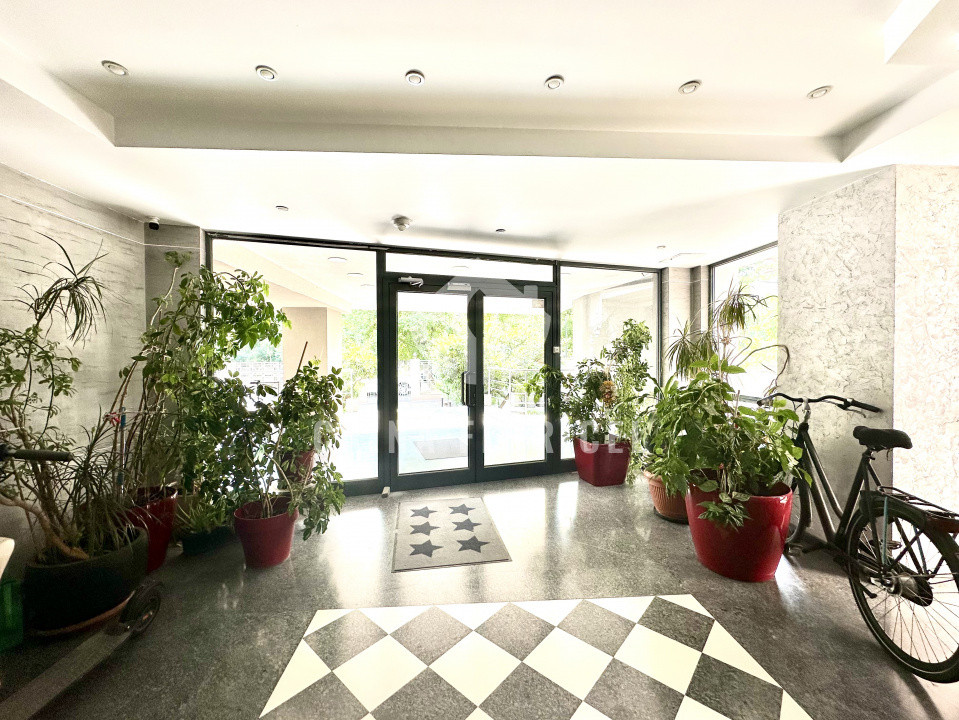 Inchiriere 4 camere - terasa cu vedere libera parc Herastrau - Soseaua Nordului 