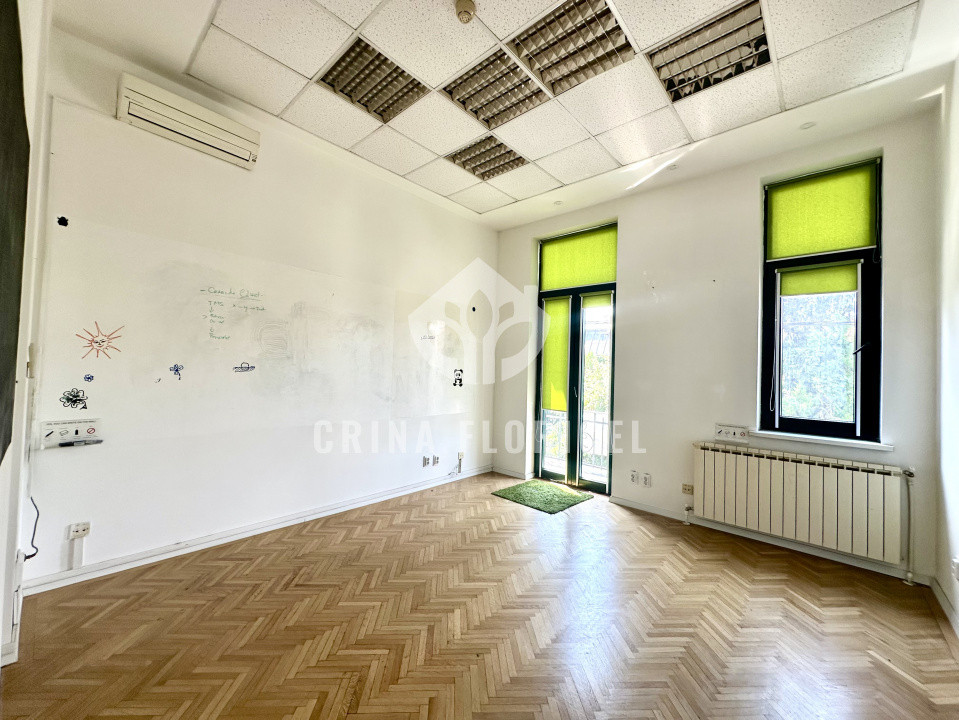 Vanzare vila restaurata si renovata - pretabila sedii companii - Aviatorilor