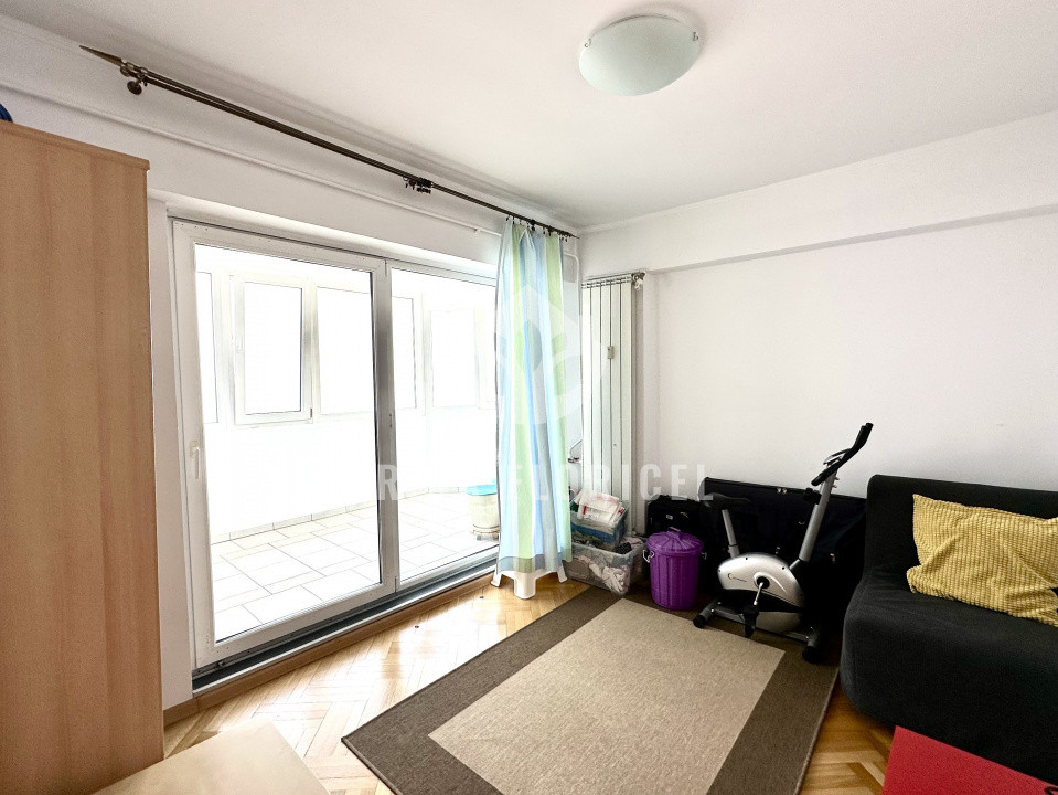 OPORTUNITATE - Vanzare apartament 4 camere decomandat - Dorobanti - bloc 1979