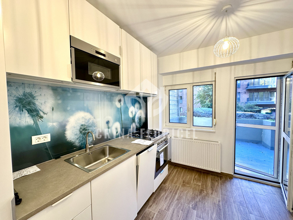 Apartament 3 camere, RENOVAT, prima inchiriere, terasa 15 mp - Str Ioan Slavici 